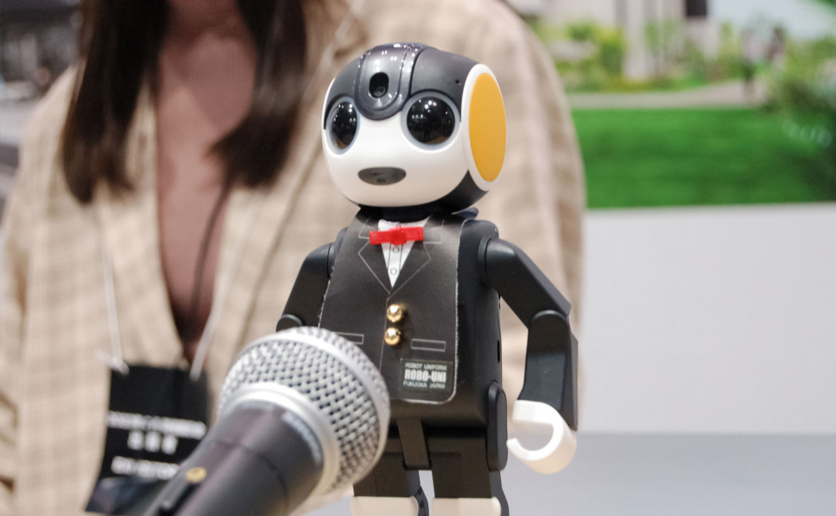 RoBoHoN（ロボホン）