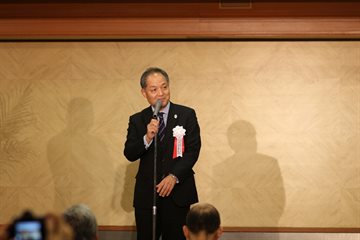 新ユーザー会会長　酒見　重範様によるご挨拶。